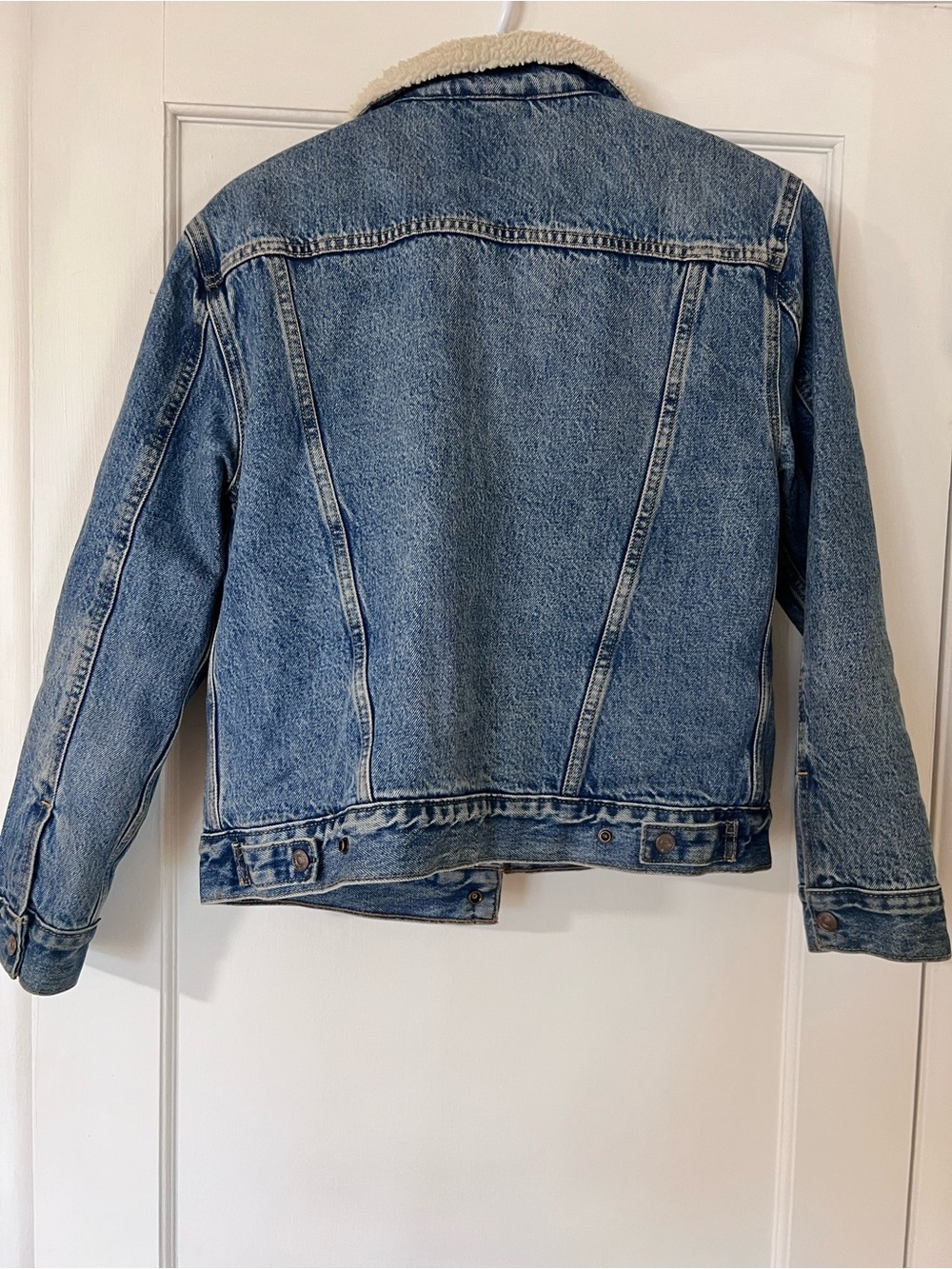Levi's Blue Denim Jacket with Cream Sherpa - Picture 2 of 3